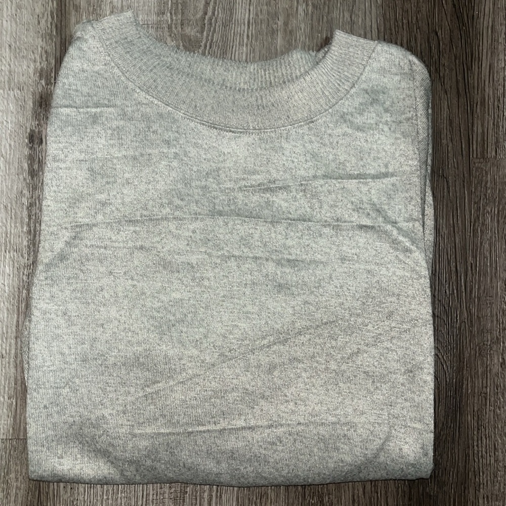 💜Cozy Gray Knit top NWT